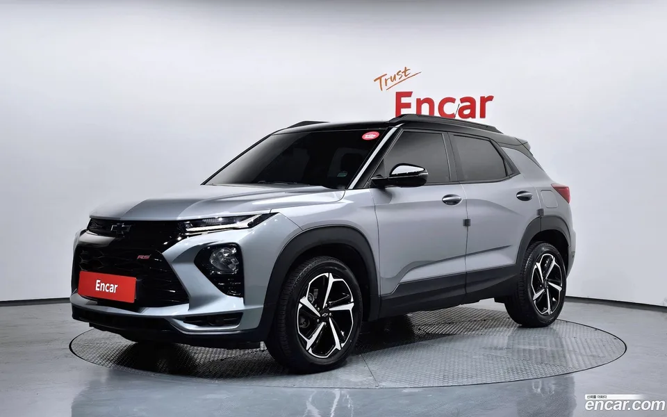 Chevrolet Trailblazer 1.3 2WD 2022 — фото 1, купить с доставкой в Москву