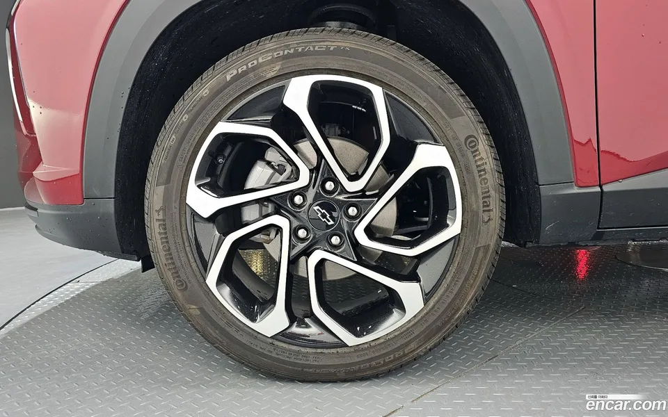 Chevrolet Trax Crossover 1.2 RS 2023 — миниатюра 2