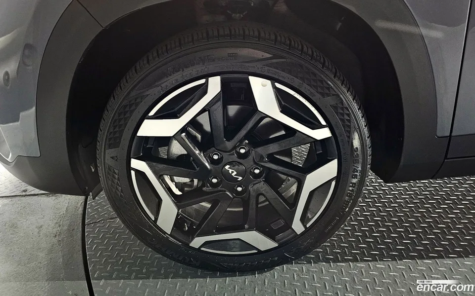 Kia Seltos 1.6 2WD 2025 — миниатюра 5