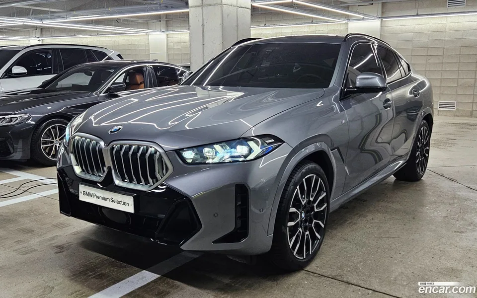 BMW X6 xDrive40i M 2025 — фото 1, купить с доставкой в Москву