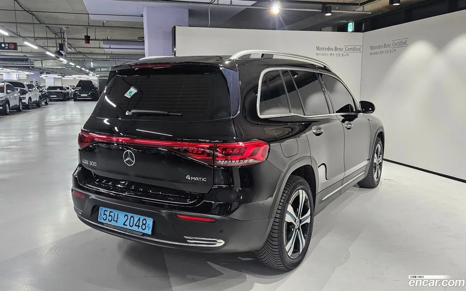 Mercedes-Benz EQB EQB300 4MATIC 2023 — миниатюра 4