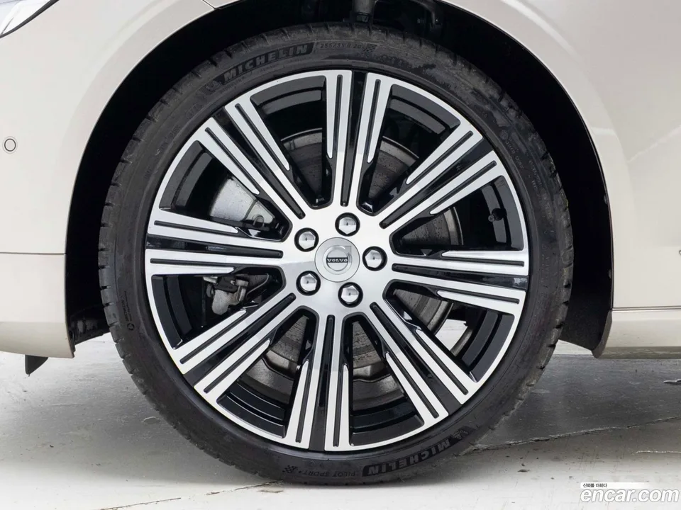 Volvo S90 B6 AWD 2024 — миниатюра 5