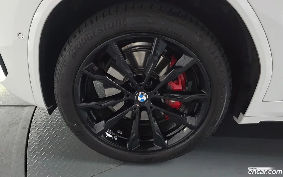 BMW X4 xDrive20i M 2025 — миниатюра 5