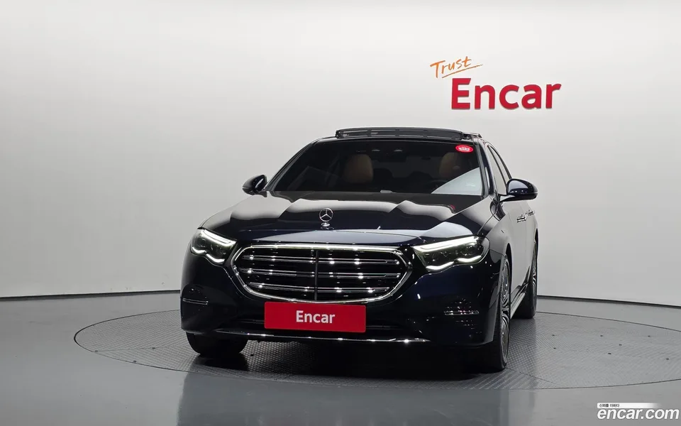 Mercedes-Benz E-Class E450 4MATIC 2024 — миниатюра 3
