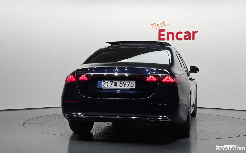 Mercedes-Benz E-Class E450 4MATIC 2024 — миниатюра 4