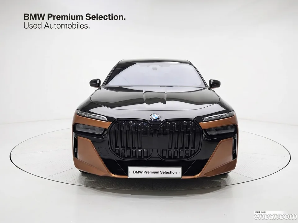 BMW i7 xDrive 60 M 2025 — миниатюра 3