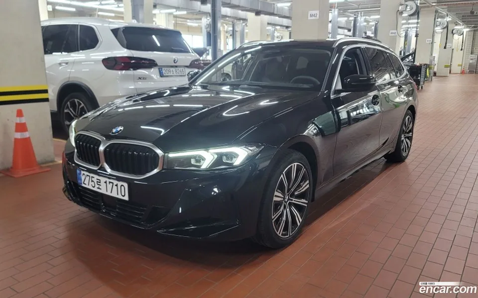 BMW 3 Series 320i 2025 — фото 1, купить с доставкой в Москву