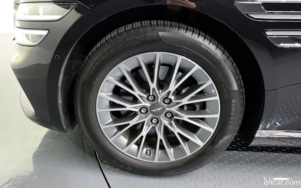 Genesis G80 2.5 2WD 2023 — миниатюра 5