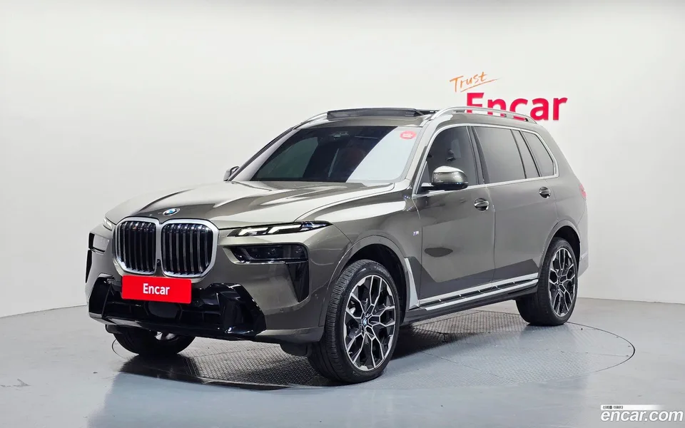 BMW X7 xDrive 40i M 6 2024 — фото 1, купить с доставкой в Москву