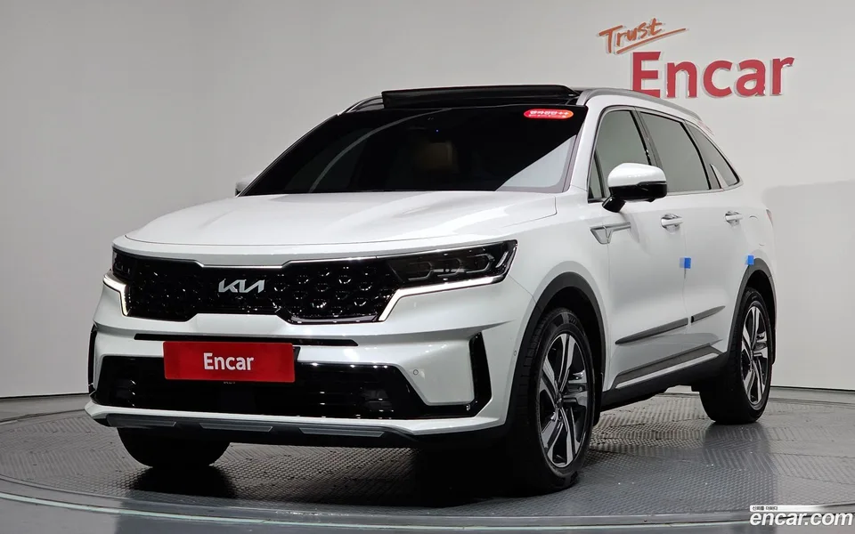 Kia Sorento HEV 1.6 2WD 2023 — фото 1, купить с доставкой в Москву