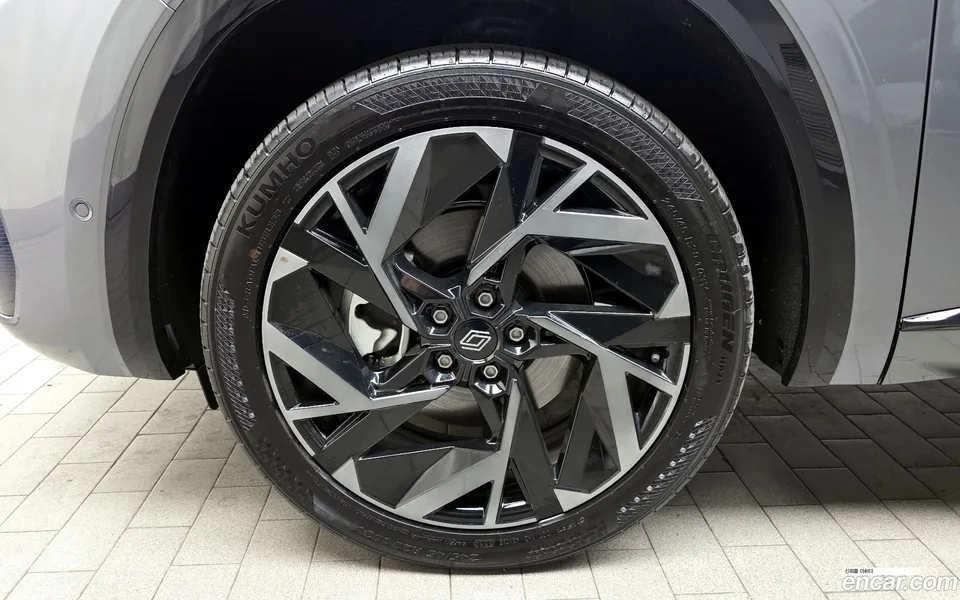 Renault Samsung Grand Koleos 1.5 E-TECH 2WD 2024 — миниатюра 2