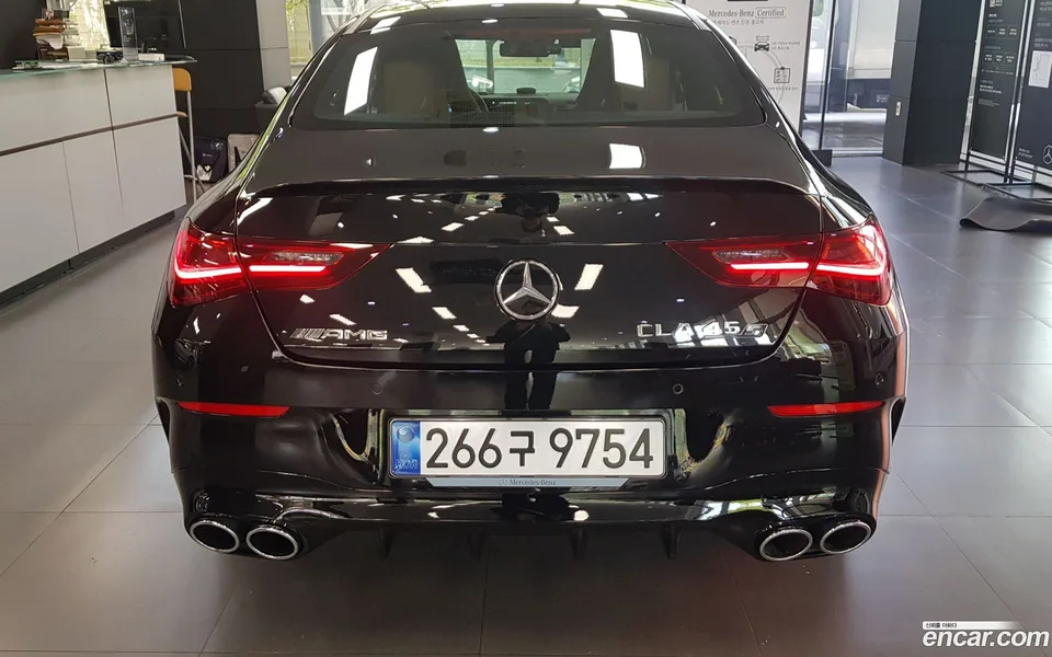 Mercedes-Benz CLA-Class AMG CLA 45 S 4MATIC+ 2025 — миниатюра 4