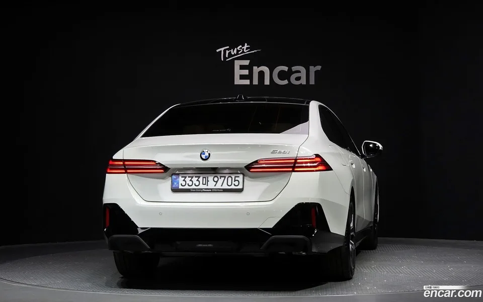 BMW 5 Series 520i M 2025 — миниатюра 4