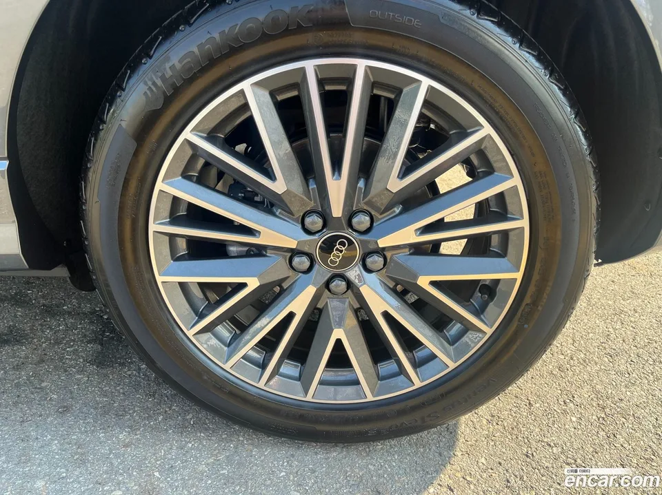 Audi Q3 40 TFSI 2025 — миниатюра 2