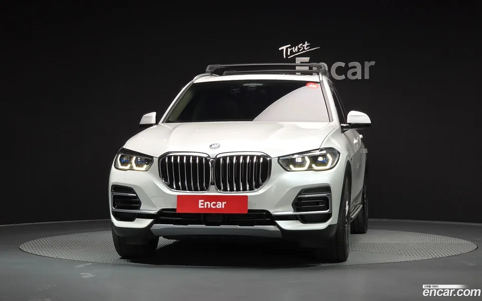 BMW X5 xDrive 45e xLine 2022 — миниатюра 3