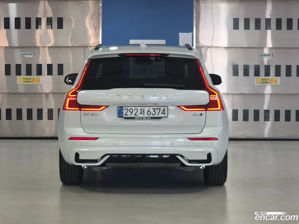 Volvo XC60 B5 2026 — миниатюра 4