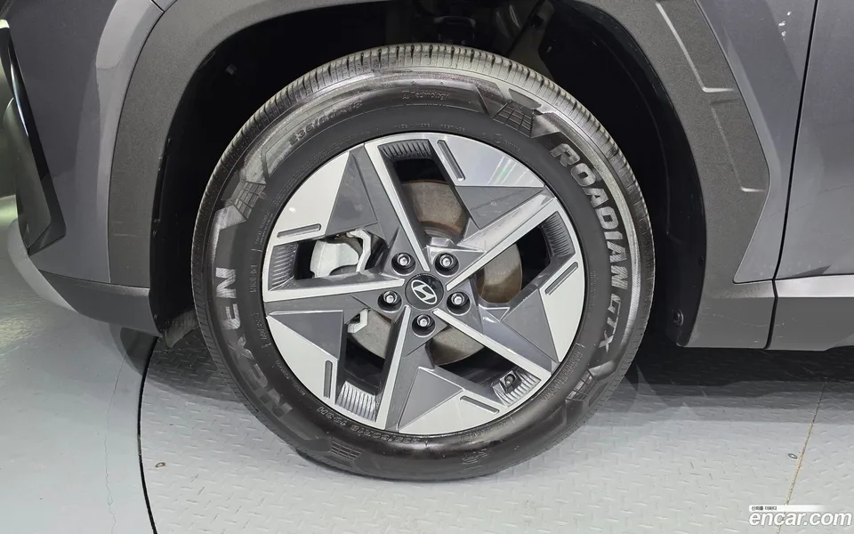 Hyundai Tucson NX4 1.6 2WD 2024 — миниатюра 2