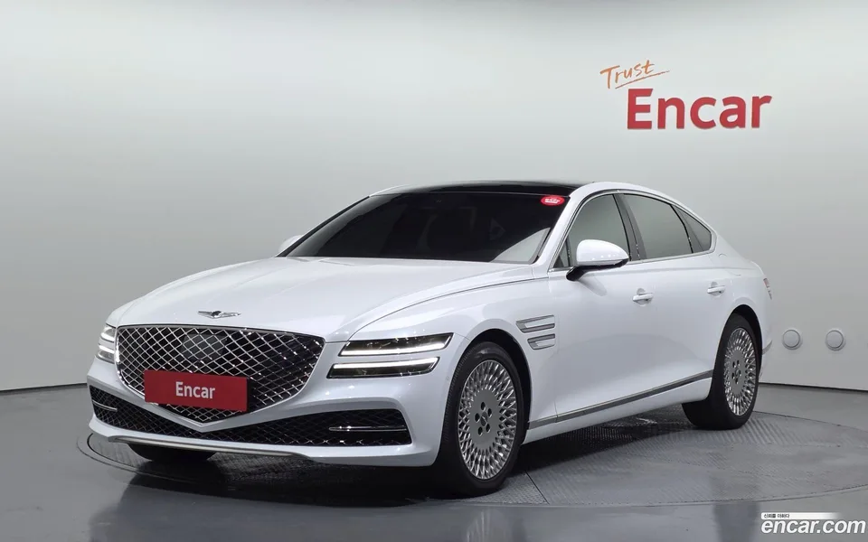 Genesis G80 2.5 AWD 2023 — photo 1, buy with delivery to Moscow