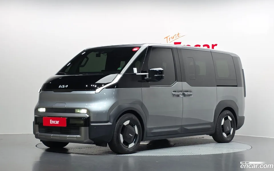 Kia PV5 2026 — фото 1, купить с доставкой в Москву
