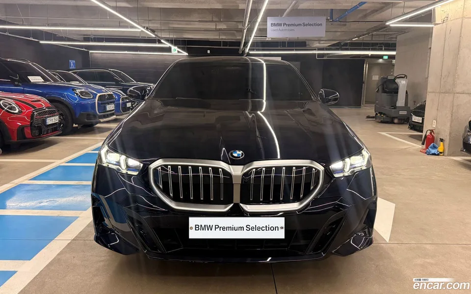 BMW 5 Series 520i M 2025 — миниатюра 3
