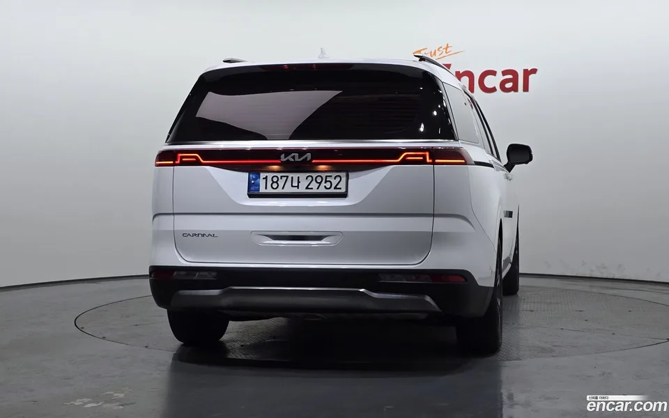 Kia Carnival 7 2022 — миниатюра 4