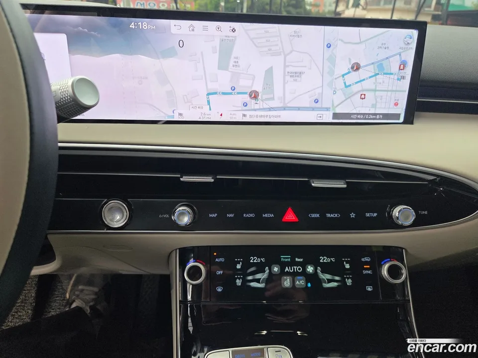 Genesis GV70 2.5T 2WD 2025 — миниатюра 2