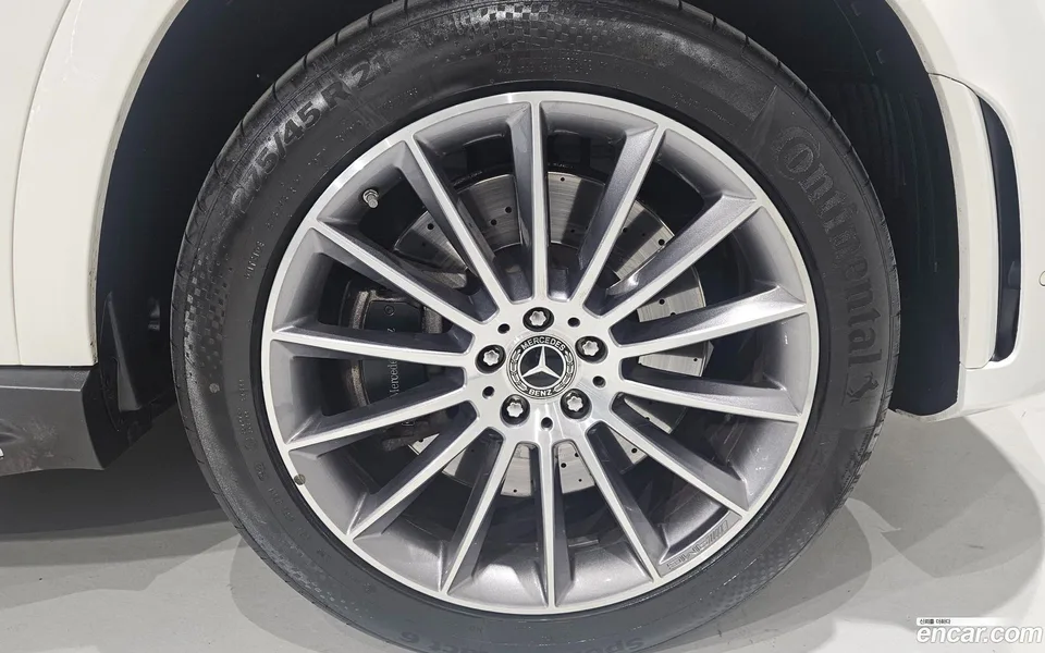 Mercedes-Benz GLE-Class GLE400d 4MATIC 2023 — миниатюра 5