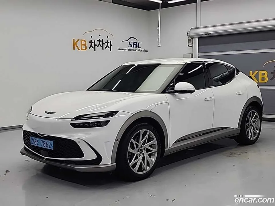 Genesis GV60 AWD 2022 — фото 1, купить с доставкой в Москву