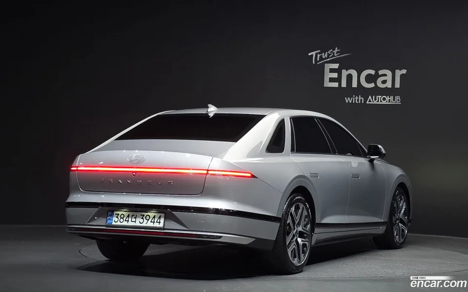 Hyundai Grandeur Hybrid 2023 — миниатюра 2