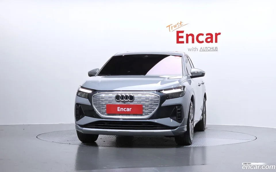 Audi Q4 e-tron 40 2023 — миниатюра 3