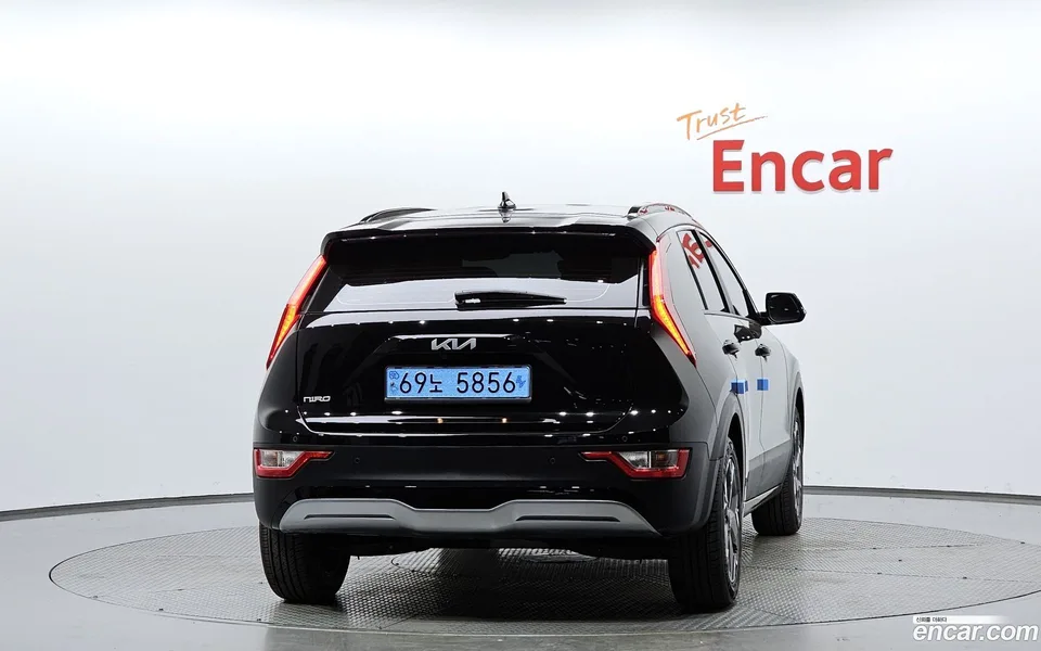 Kia Niro EV 2023 — миниатюра 4