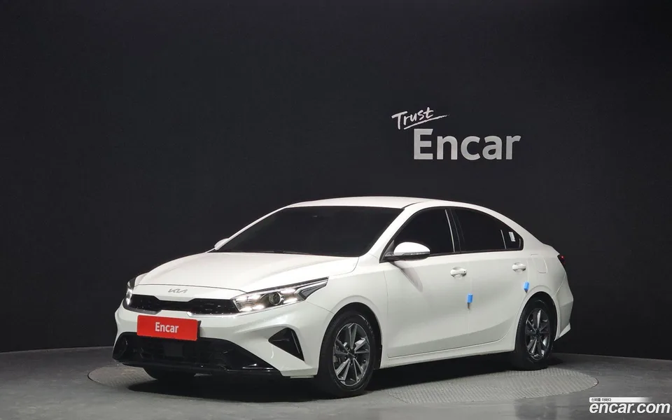 Kia K3 1.6 2023 — photo 1, buy with delivery to Moscow