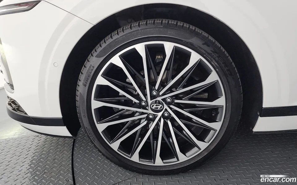 Hyundai Grandeur Hybrid 2023 — миниатюра 5