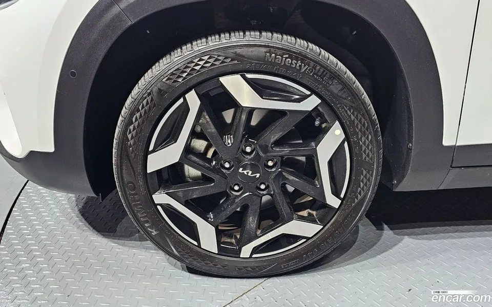 Kia Seltos 1.6 4WD 2024 — миниатюра 5