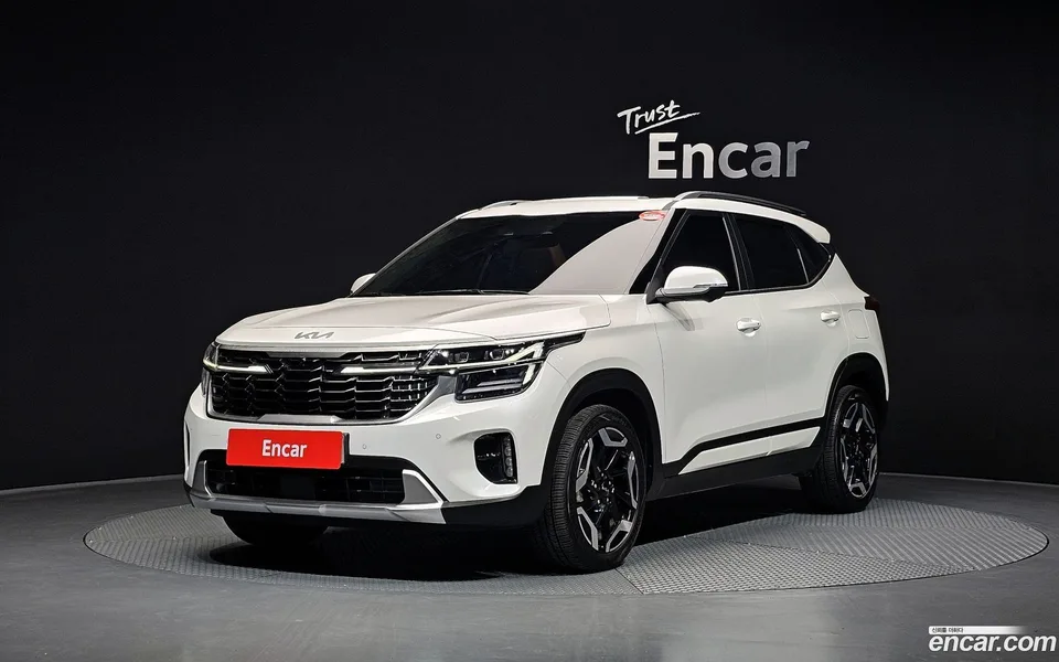 Kia Seltos 1.6 4WD 2024 — фото 1, купить с доставкой в Москву
