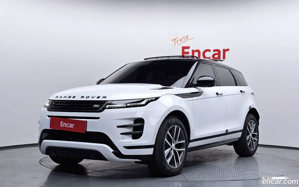 Land Rover Range Rover Evoque P250 SE 2025 — фото 1, купить с доставкой в Москву