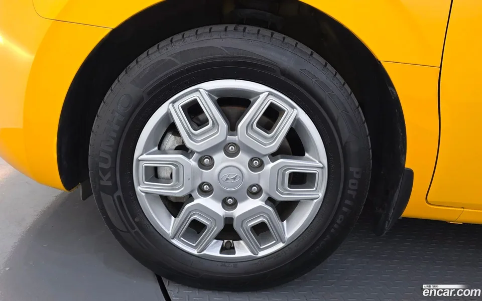 Hyundai Staria L3.5 2023 — миниатюра 5