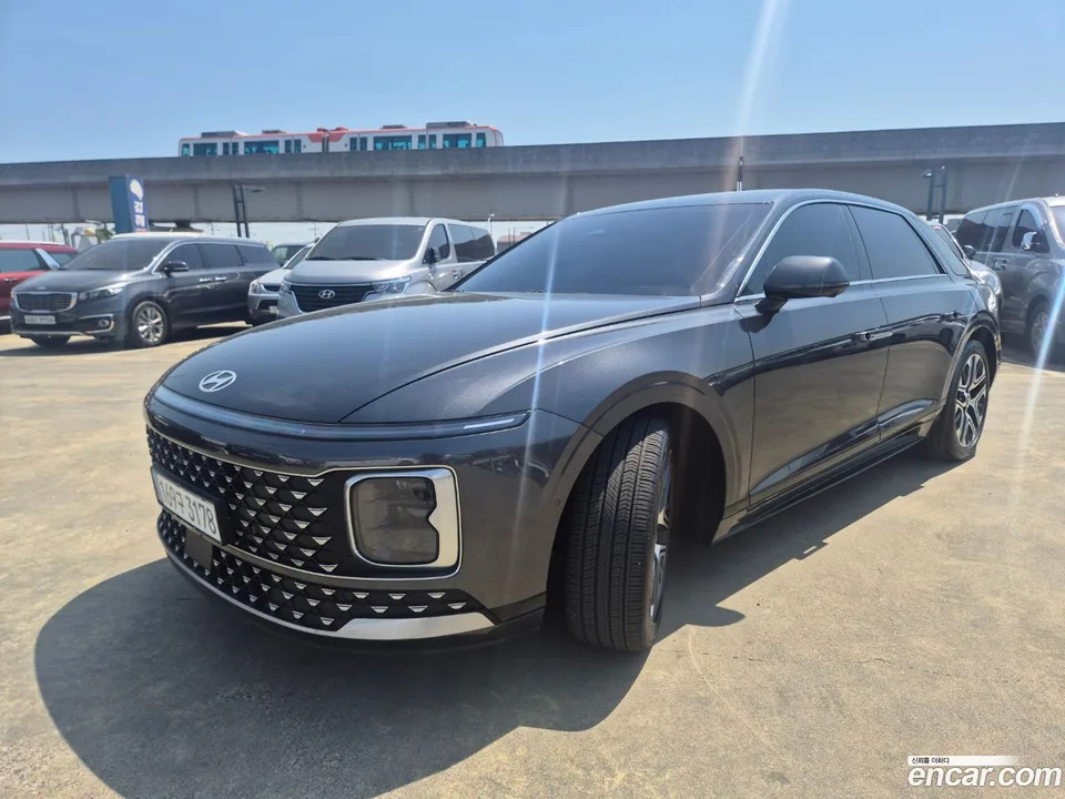 Hyundai Grandeur 2.5 2WD 2025 — photo 1, buy with delivery to Moscow