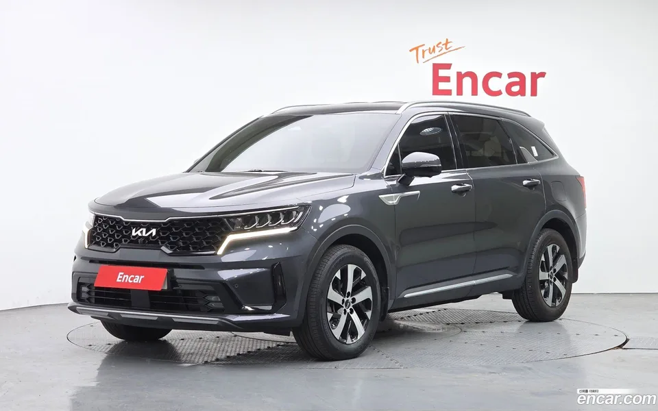 Kia Sorento 2.2 2WD 2023 — фото 1, купить с доставкой в Москву