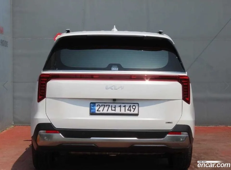 Kia Carnival HEV 9 2024 — миниатюра 4