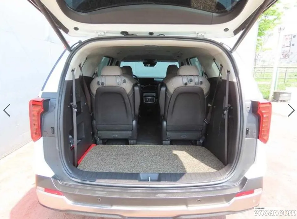 Kia Carnival HEV 9 2024 — миниатюра 5