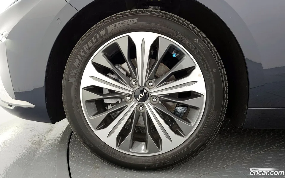 Kia K8 Hybrid 2022 — миниатюра 2