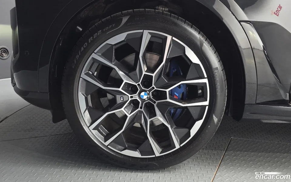 BMW X7 xDrive 40i M 6 2025 — миниатюра 2
