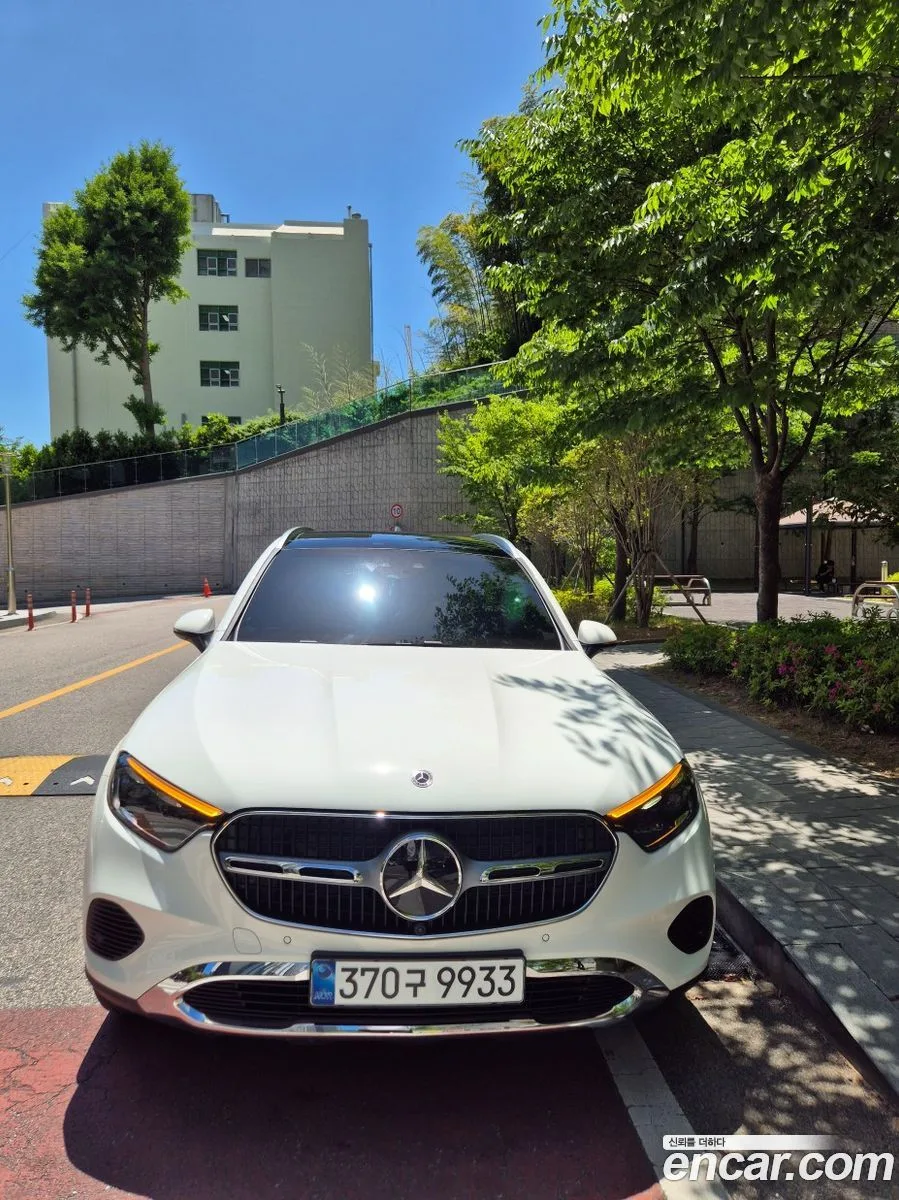 Mercedes-Benz GLC-Class GLC300 4MATIC 2025 — фото 1, купить с доставкой в Москву