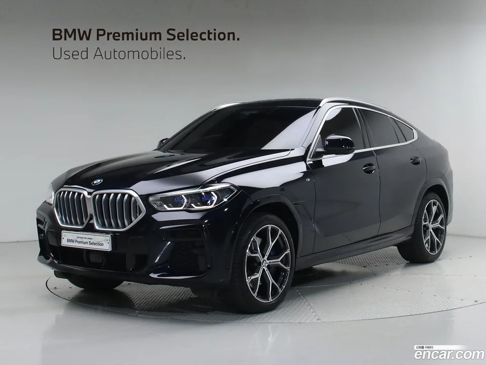 BMW X6 xDrive40i M 2023 — фото 1, купить с доставкой в Москву