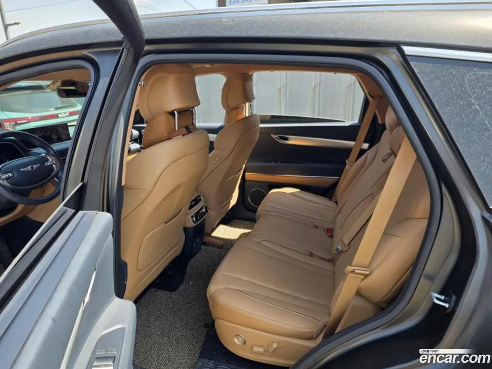 Genesis GV80 2.5T AWD 2023 — миниатюра 2