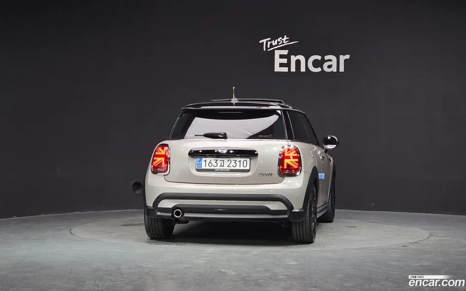 MINI Cooper 2023 — миниатюра 4