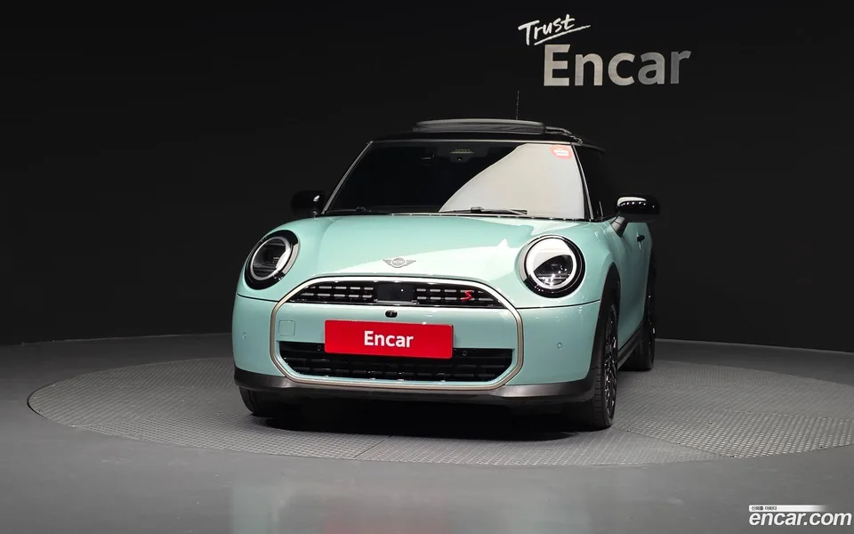 MINI Cooper S 2024 — миниатюра 3