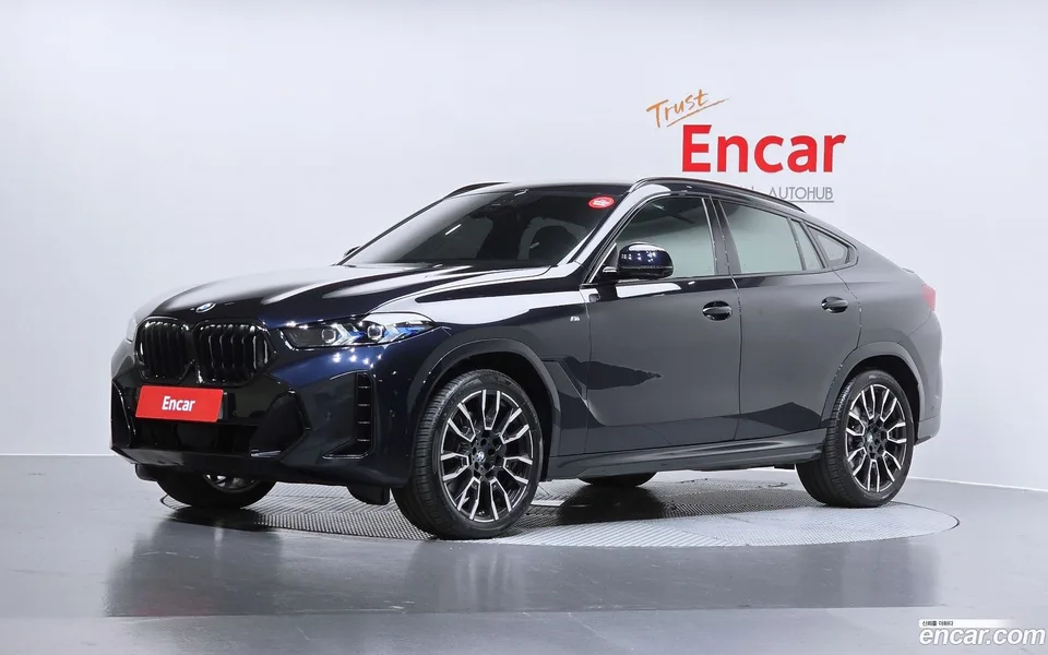 BMW X6 xDrive40i M 2025 — фото 1, купить с доставкой в Москву