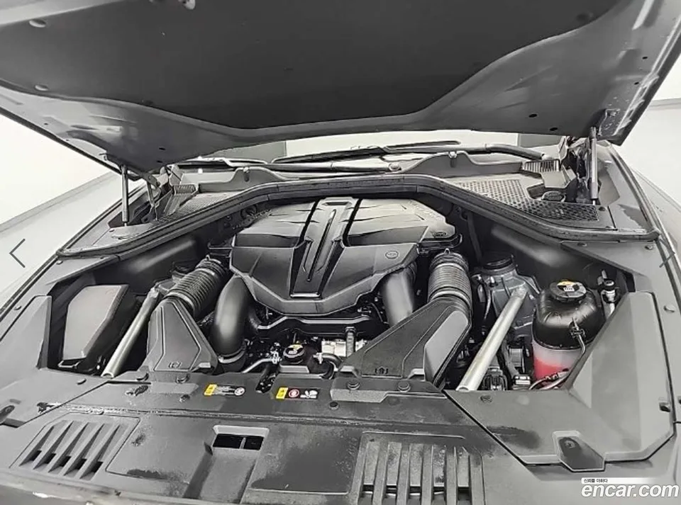 Genesis GV80 Coupe 3.5T e-S/C AWD 2024 — миниатюра 5